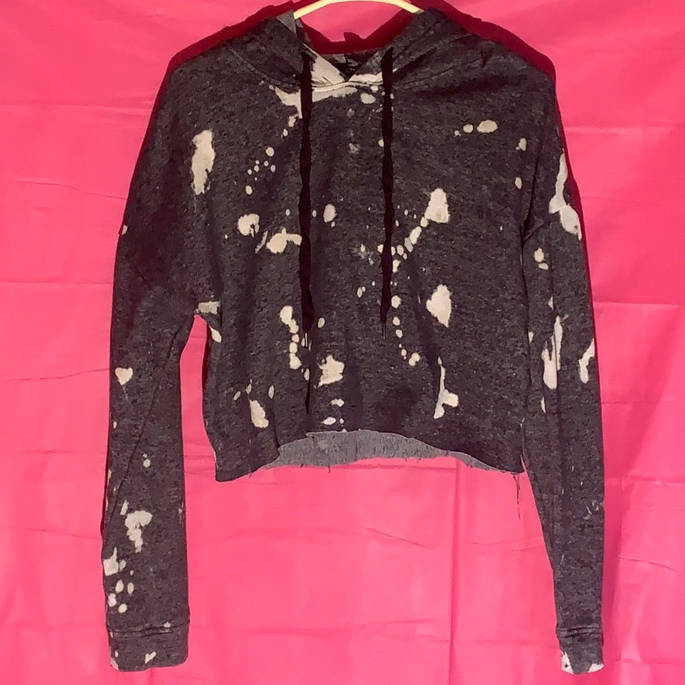 Rue21 Long-Sleeve Crop Top Hoodie